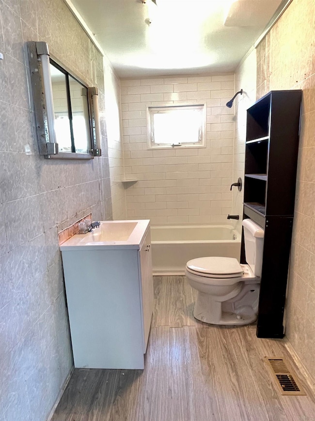 1618 E 24th St, Muncie, IN 47302 - photo 4