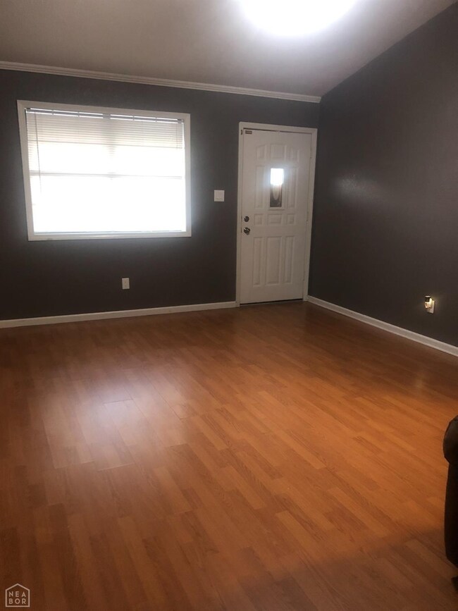 1105 N 29th St, Paragould, AR 72450 - photo 2