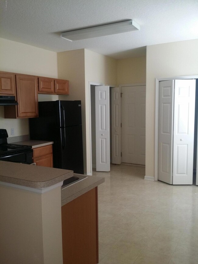 4730 Playpen Dr, Jacksonville, FL 32210 - photo 5