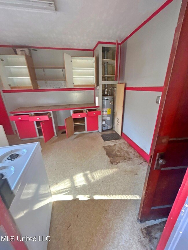 1150 Old Highway 24, McComb, MS 39648 - photo 5