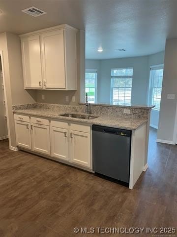 This is finishes on a similar house to see how int