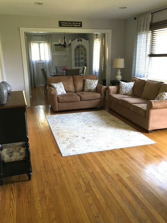 64 Fernbrook Rd, Northborough, MA 01532 - photo 3