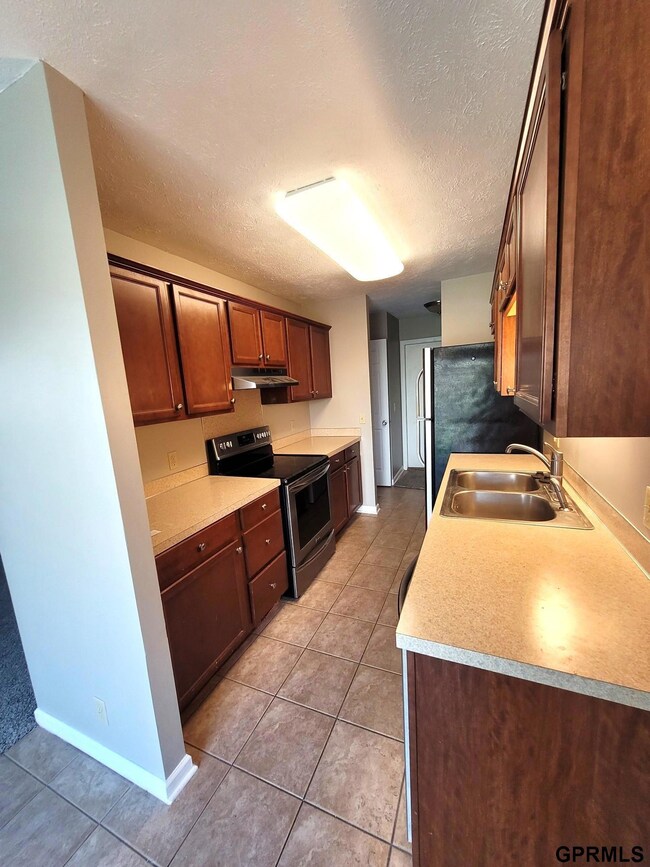 13217 Carpenter St, Omaha, NE 68138 - photo 4