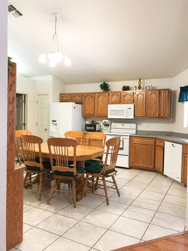 Kitchen c