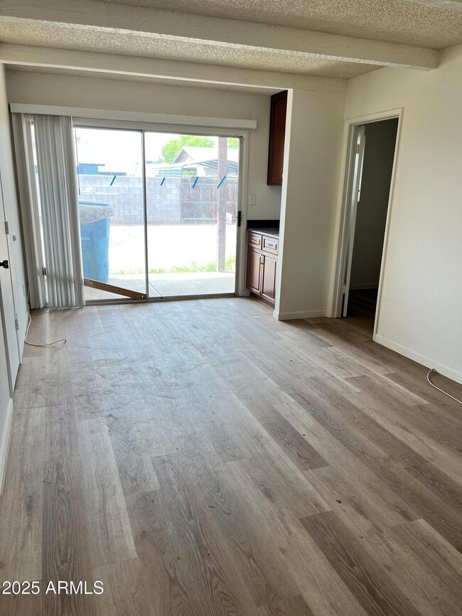 7740 W Flower St, Phoenix, AZ 85033 - photo 6