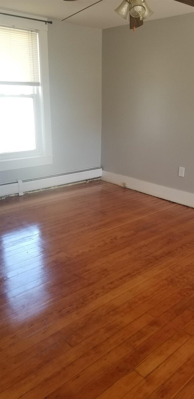 38 High St, Boscawen, NH 03303 - photo 4