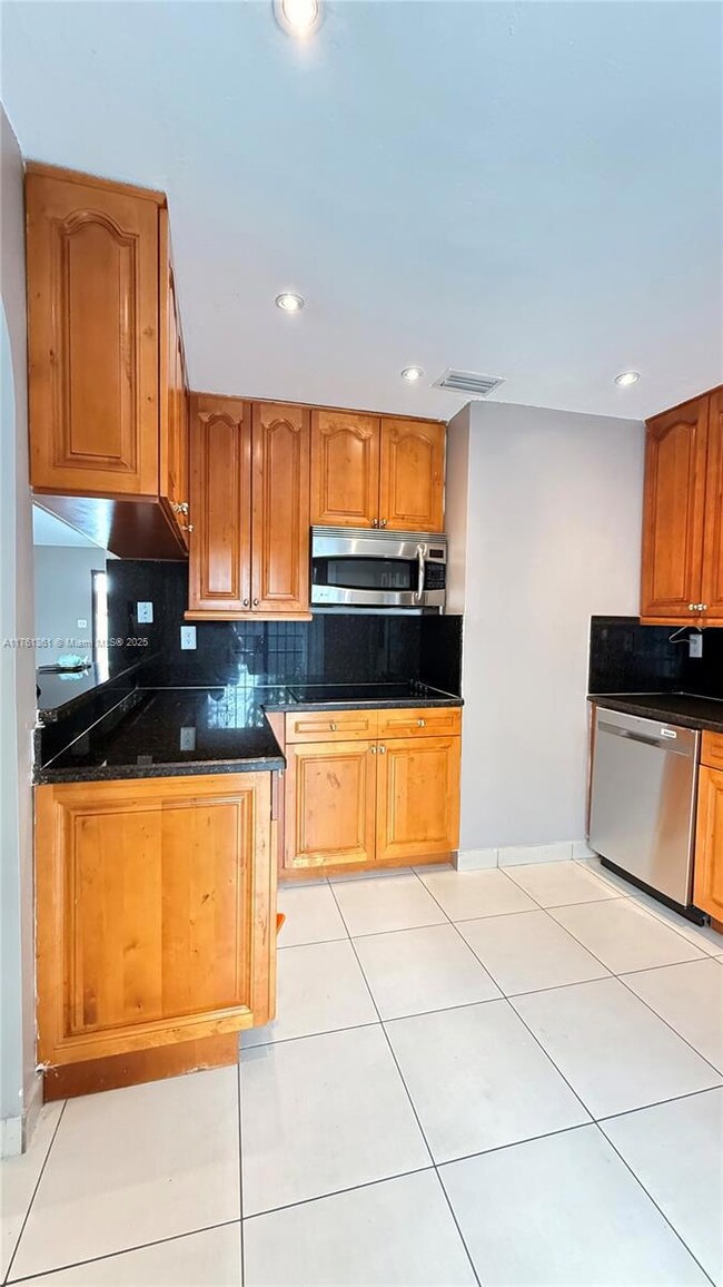 8016 SW 153rd Place, Miami, FL 33193 - photo 4