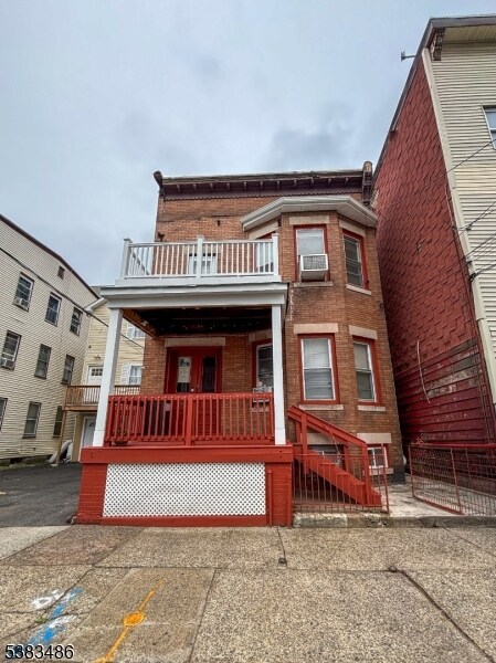 90 Chadwick St, Paterson, NJ 07503 - photo 2