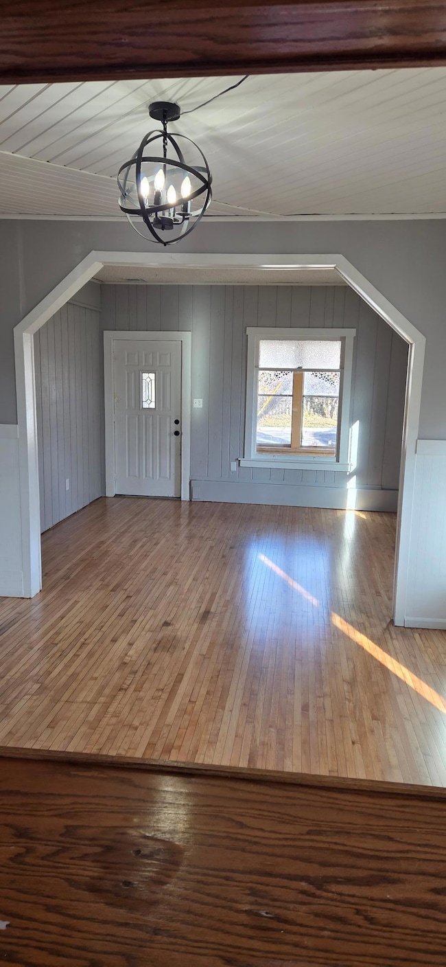 2160 8th St, Saint Paul, MN 55110 - photo 6