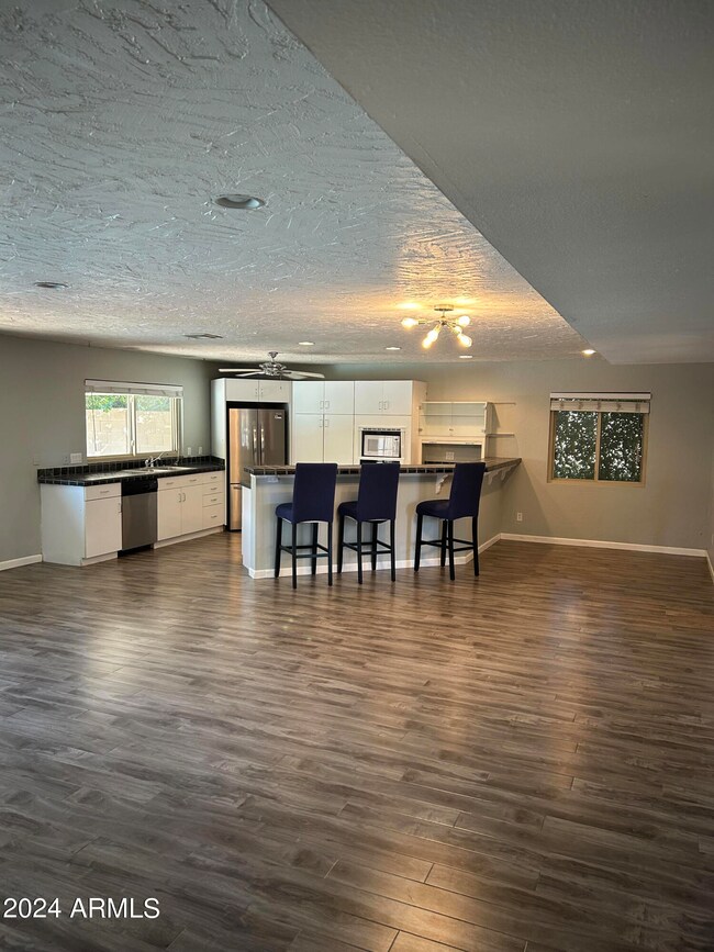 1734 W Natal Ave unit 1, Mesa, AZ 85202 - photo 2