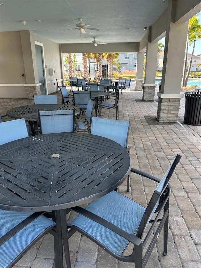 5924 Whetstone Ct, Palmetto, FL 34221 - photo 2