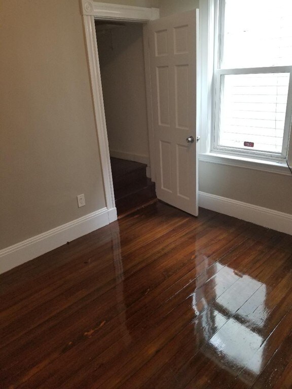 15 Shepton St unit 1, Dorchester Center, MA 02124 - photo 4