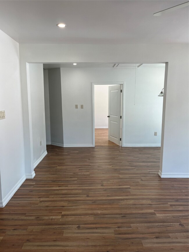 1820 Eubanks St, Houston, TX 77093 - photo 4