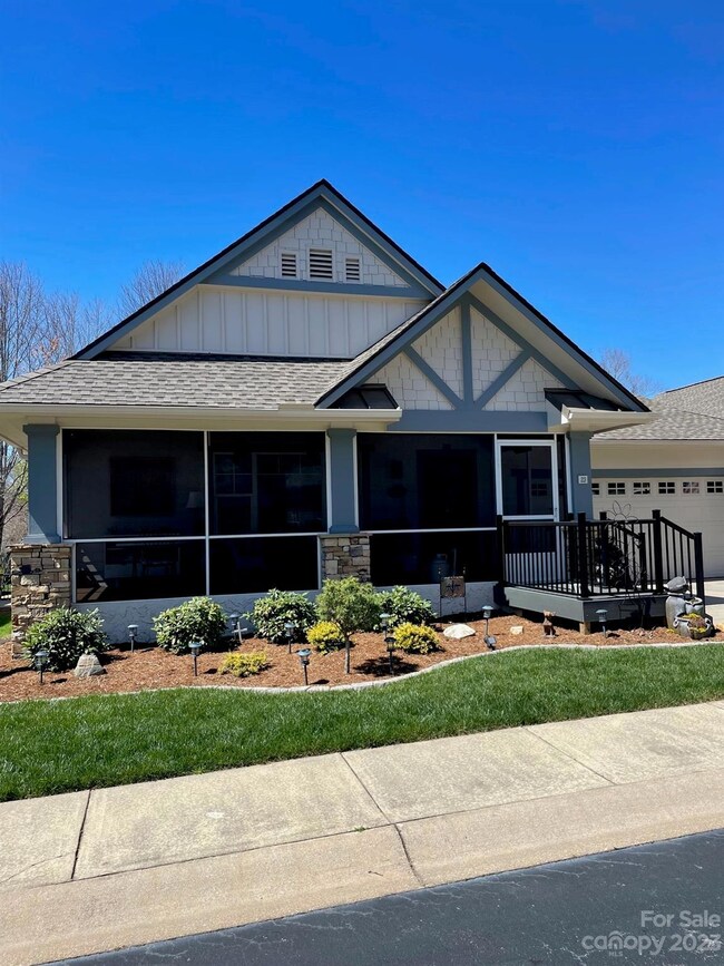 23 Gray Wolf Ln, Hendersonville, NC 28792 - photo 3