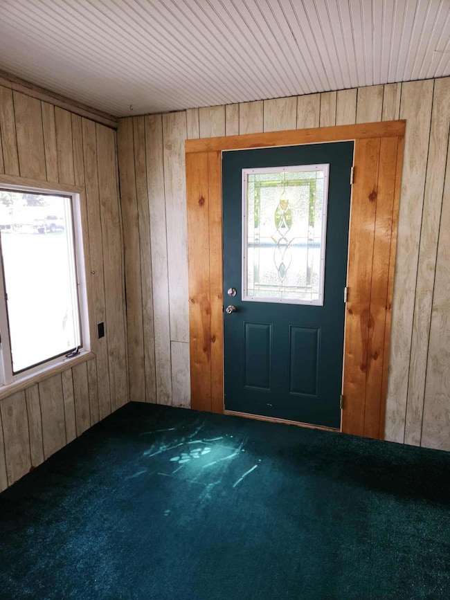 612 W Harrie St, Newberry, MI 49868 - photo 6