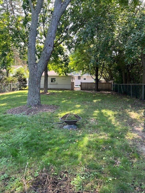 1437 N Eagle St, Naperville, IL 60563 - photo 7