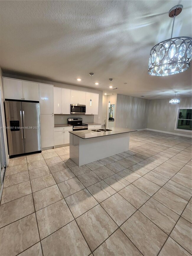 2391 Pecos Ln, Poinciana, FL 34759 - photo 5