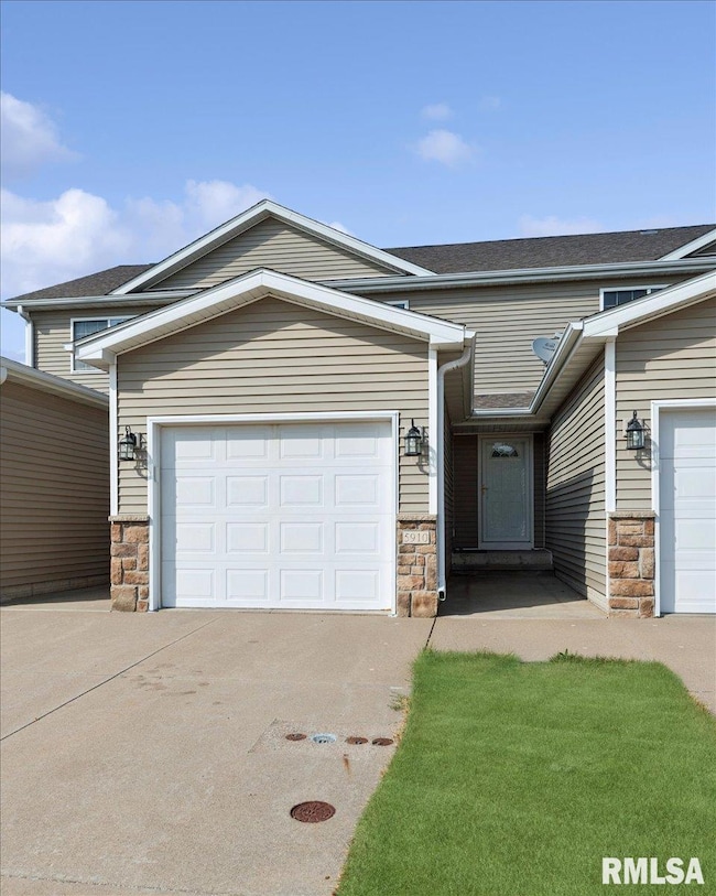 5910 Austin Ave, Davenport, IA 52804 - photo 3