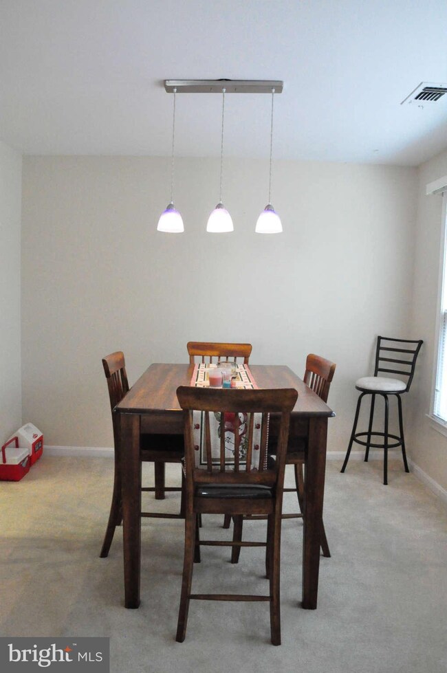 12602 Kempston Ln unit 7-72, Woodbridge, VA 22192 - photo 3