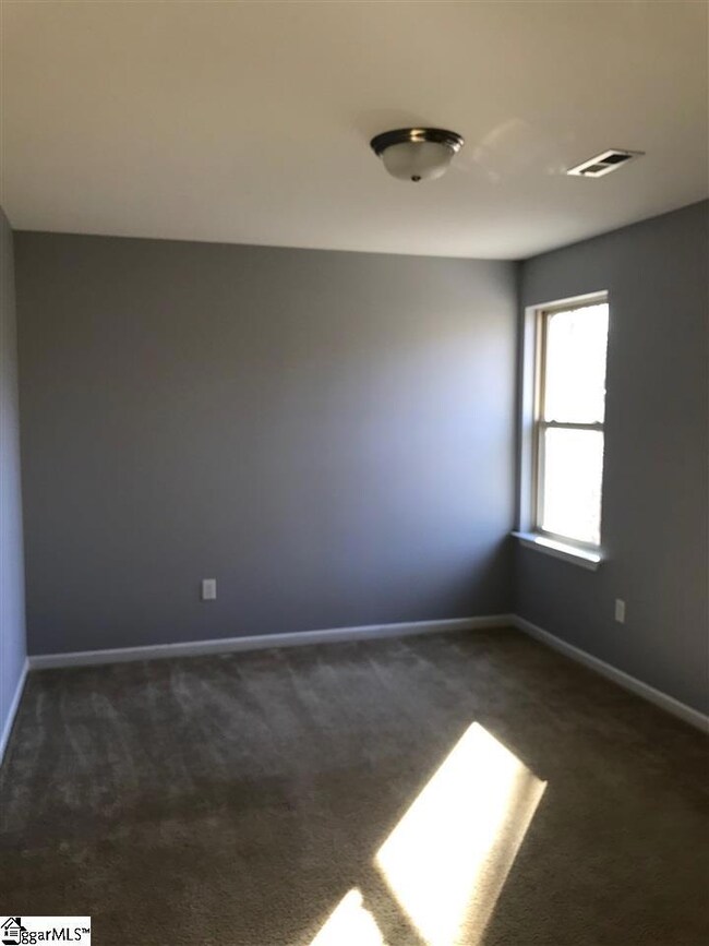 69 Thunderbird Dr, Travelers Rest, SC 29690 - photo 6