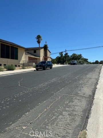 15528 5th St, Victorville, CA 92395 - photo 5