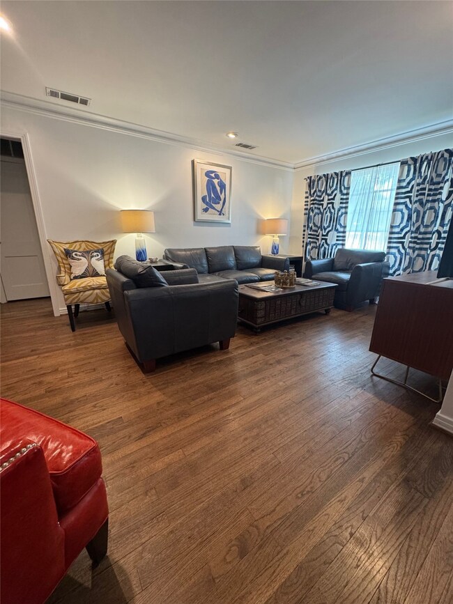 8642 Daytonia Ave, Dallas, TX 75218 - photo 5