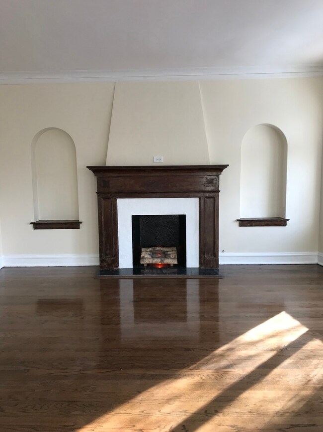 6241 N Francisco Ave unit 3, Chicago, IL 60659 - photo 3