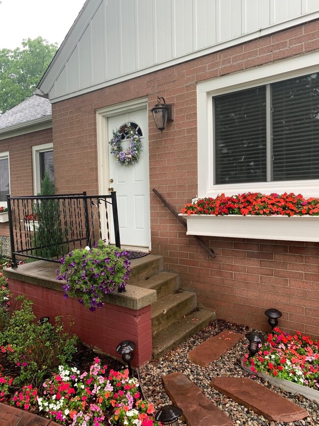 extra front door pic