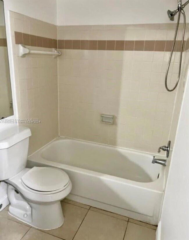 5720 Rock Island Rd unit 385, Tamarac, FL 33319 - photo 6