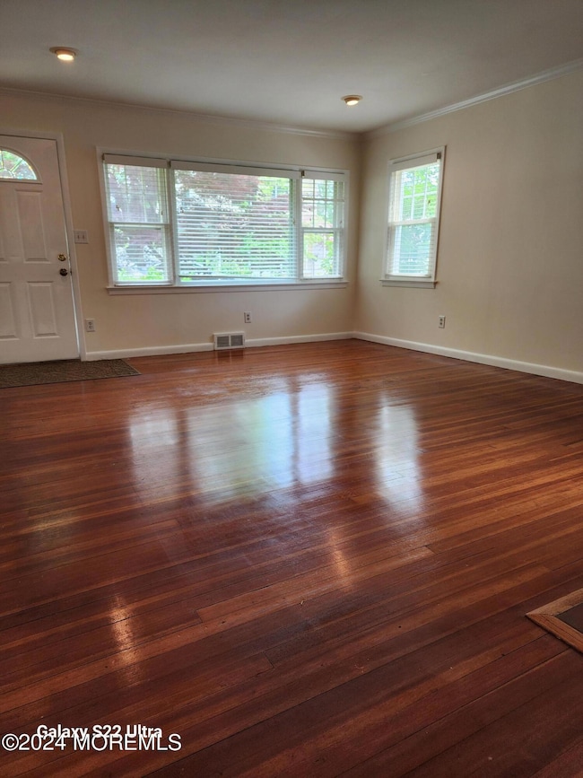 8 Flomar Ave, Leonardo, NJ 07737 - photo 4