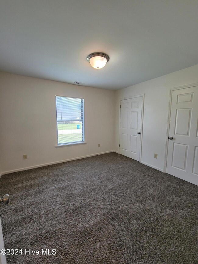 1813 Countrywood Blvd, Jacksonville, NC 28540 - photo 7