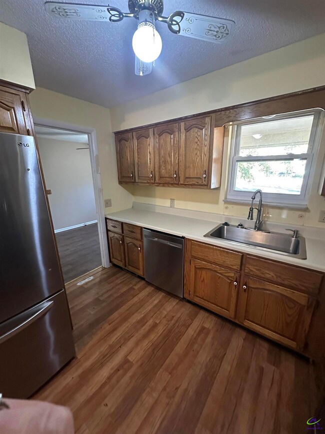 103 Draper St, Warner Robins, GA 31088 - photo 5