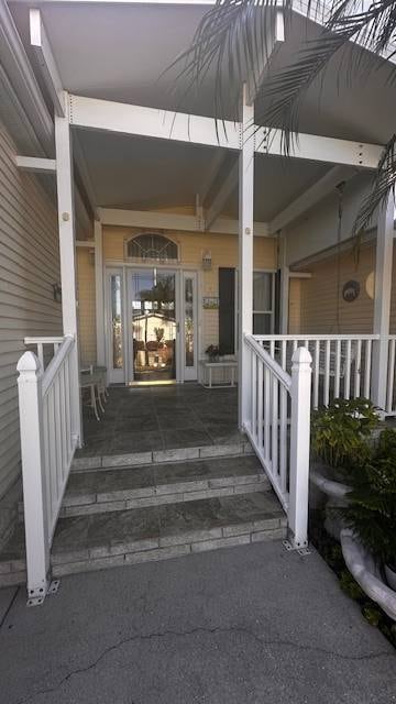 27110 Jones Loop Rd unit 6, Punta Gorda, FL 33982 - photo 3