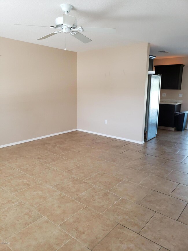 10102 W Cheryl Dr, Sun City, AZ 85351 - photo 7