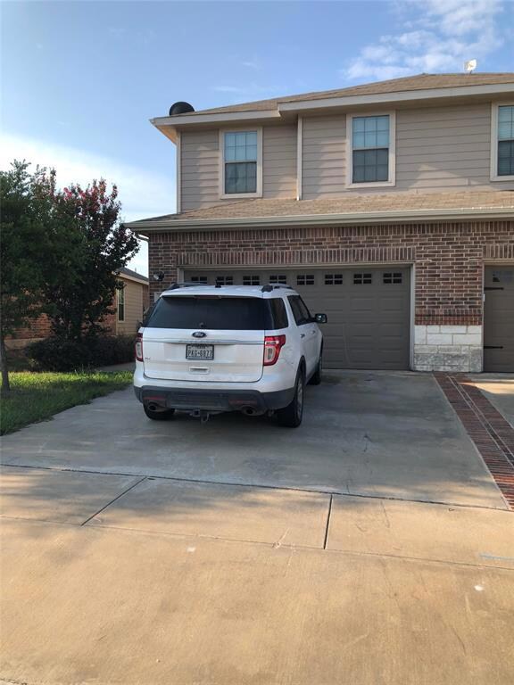 351 Orbit Dr, Lavon, TX 75166 - photo 2