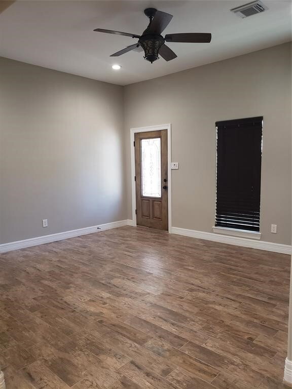 4223 Townes Forest Rd, Friendswood, TX 77546 - photo 3