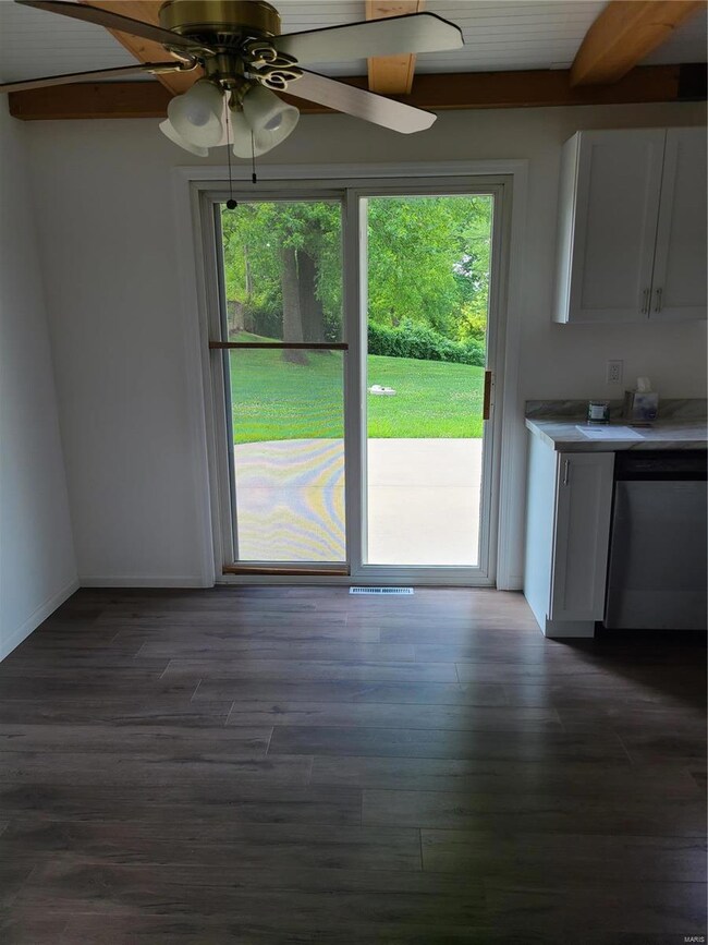 103 Creekside Dr, Collinsville, IL 62234 - photo 7