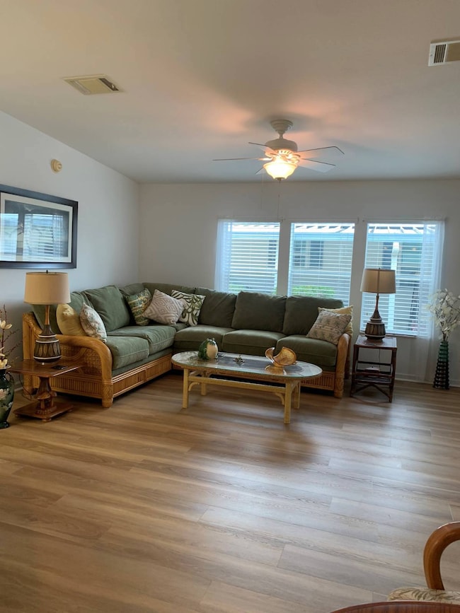 327 Belle Grove St unit 327A, Lake Placid, FL 33852 - photo 3