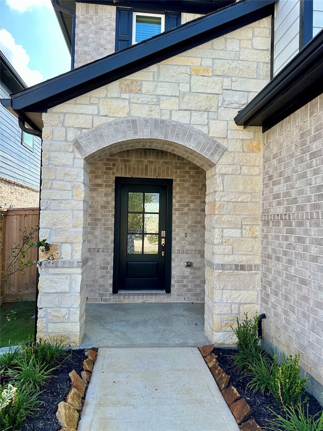 21319 Barcelona Heights Trail, Tomball, TX 77377 - photo 2