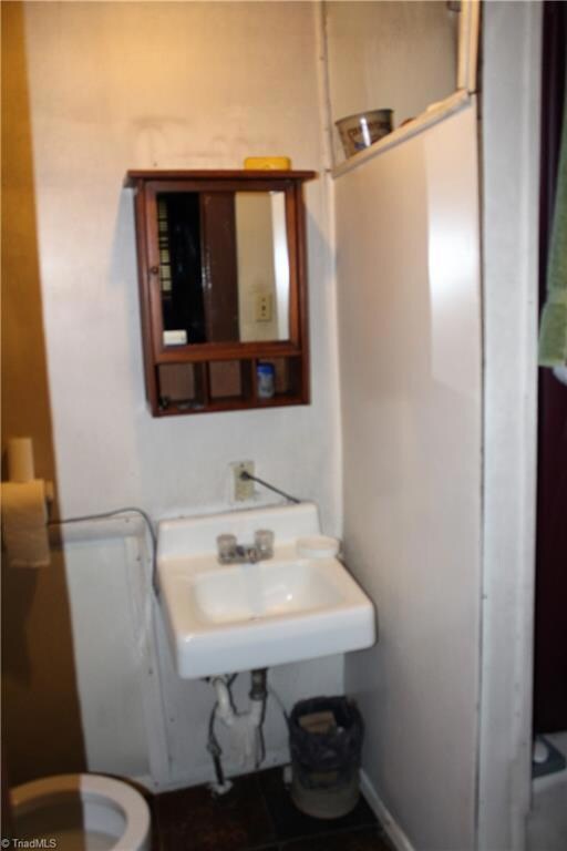 1436 R C Baldwin Ave, High Point, NC 27260 - photo 6