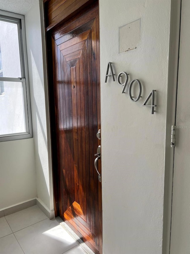 Apartment A904