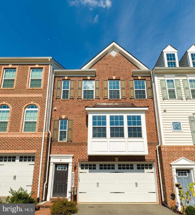 22607 Winding Woods Way, Clarksburg, MD 20871 - photo 2