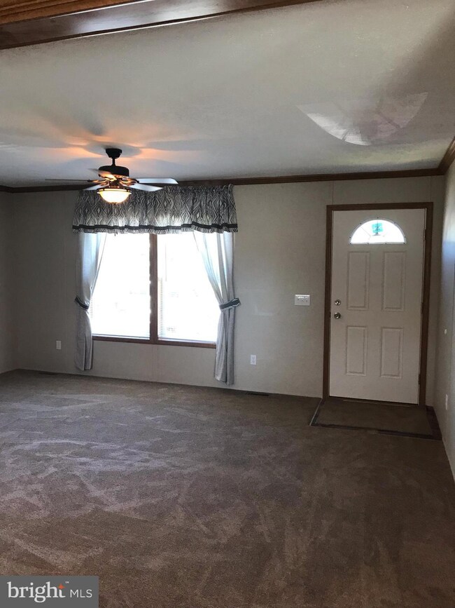 6246 Nugget Way, Saint Thomas, PA 17252 - photo 4