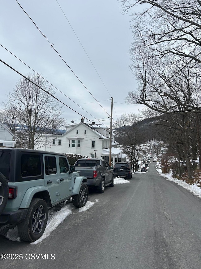 1016 E Kase St, Shamokin, PA 17872 - photo 3