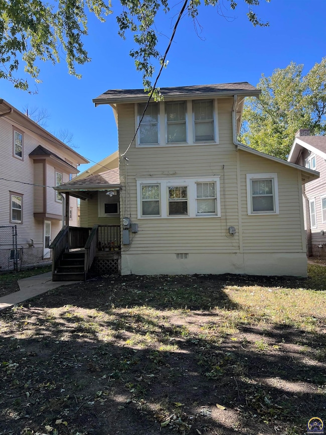 1620 SW Clay St, Topeka, KS 66604 - photo 4