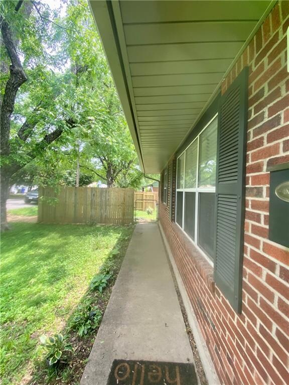 Sidewalk heading East