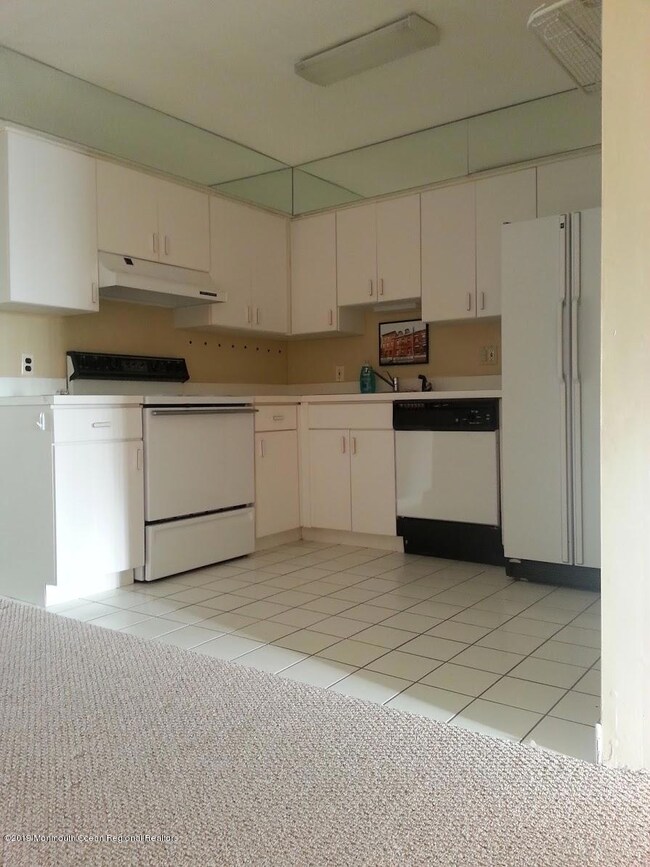 1330 New Jersey 71 unit 2C, Belmar, NJ 07719 - photo 2
