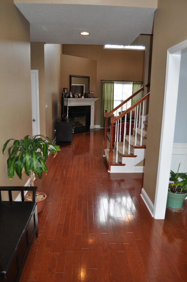 2 Foyer