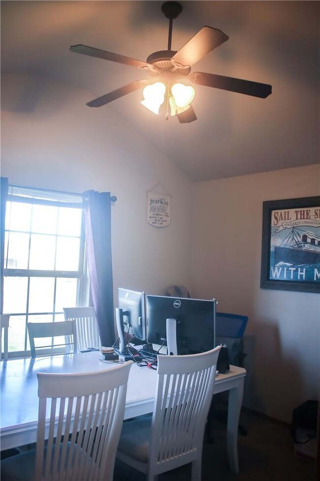 921 Sundowner Ranch Ave, Prairie Grove, AR 72753 - photo 5