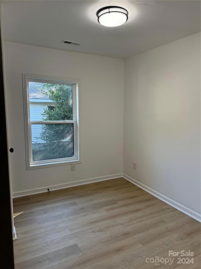 113 Palmer St, Shelby, NC 28150 - photo 7